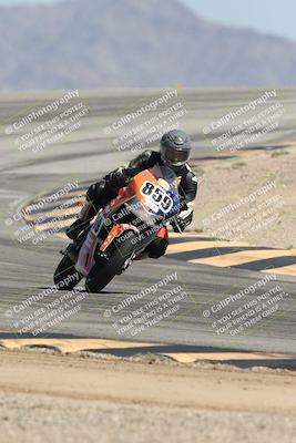 media/Oct-02-2025-Racers Edge (Thu) [[2c91cb6ab3]]/3-B Group/Session 4-Turn 12 (1pm)/